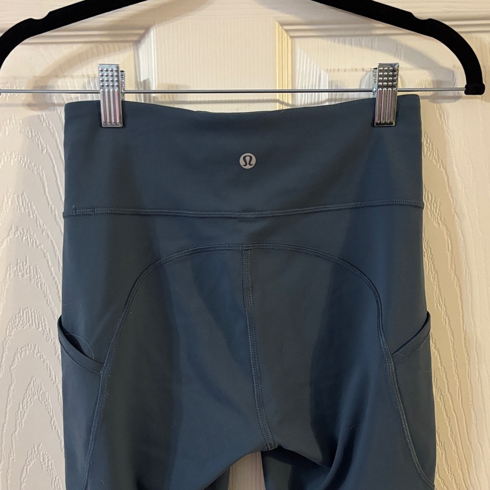 Lululemon Invigorate High-Rise Tight 25" Submarine Size 4 - Picture 10 of 13